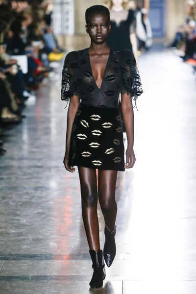 Look 66